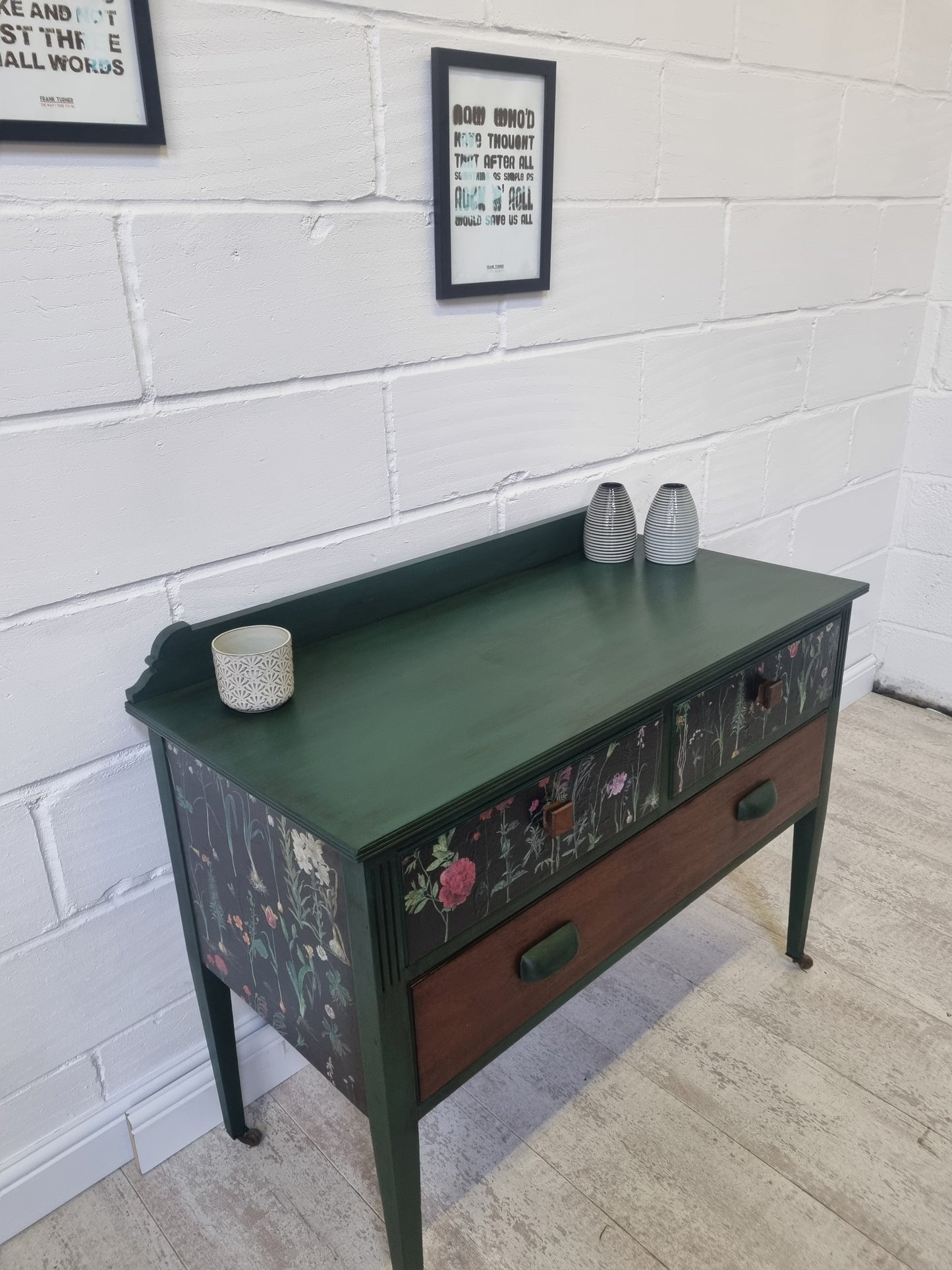 Console table