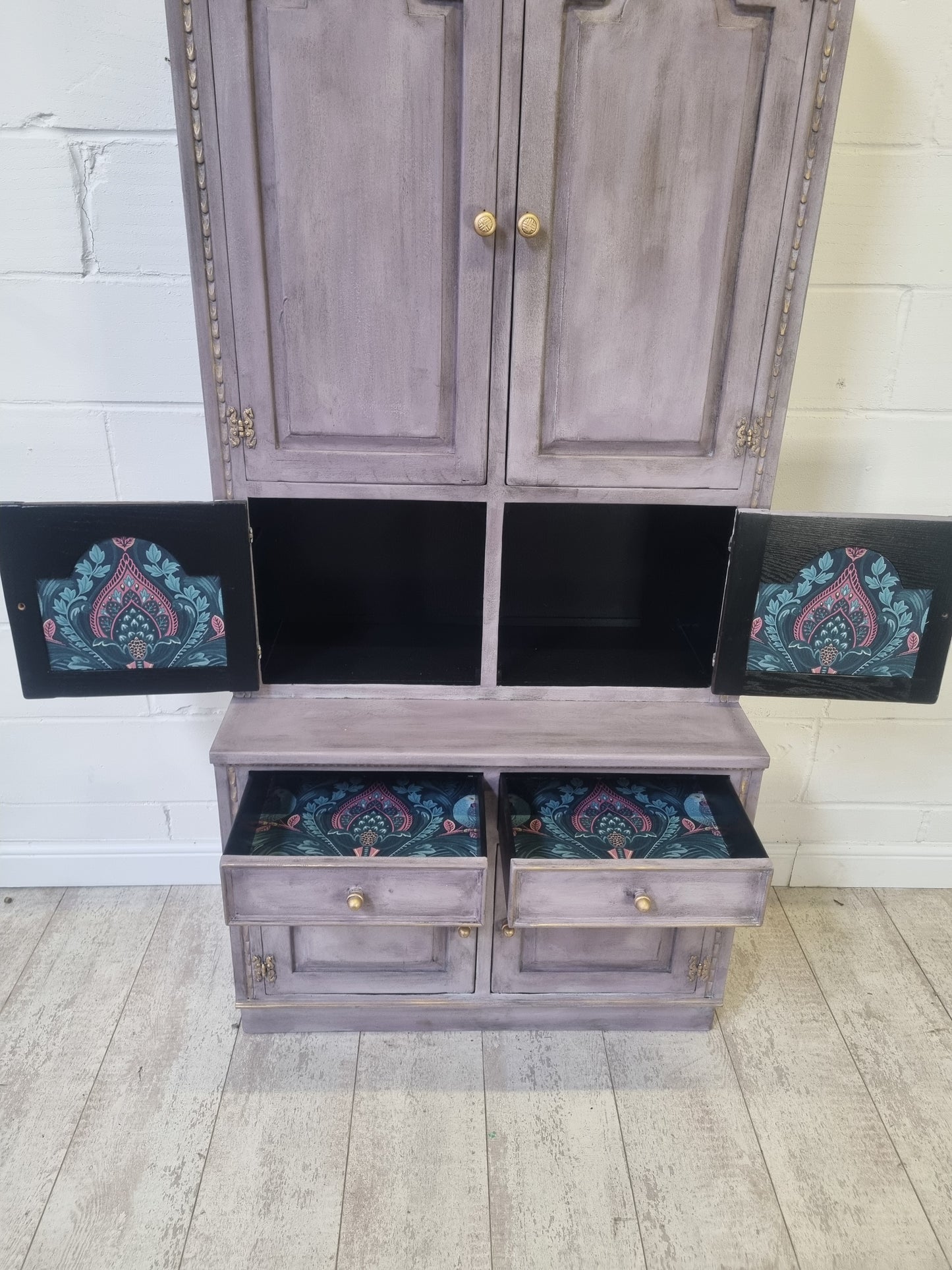 Hand Painted Vintage Cabinet – Upcycled Drinks Cabinet with Lights & Wallpaper Interior