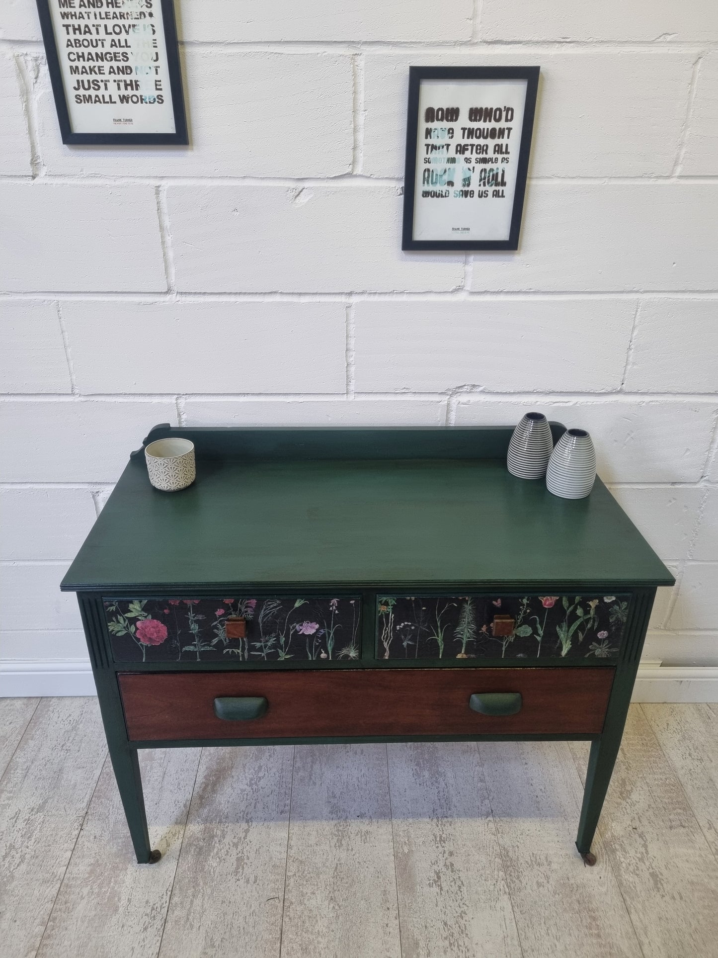 Console table